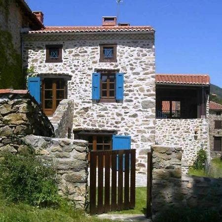 Maison De Caractere Avec Terrasse A 300M De L'Allier, Ideale Pour Peche, Detente Et Activites Familiales - Fr-1-582-208 Villeneuve-dʼAllier Exteriör bild
