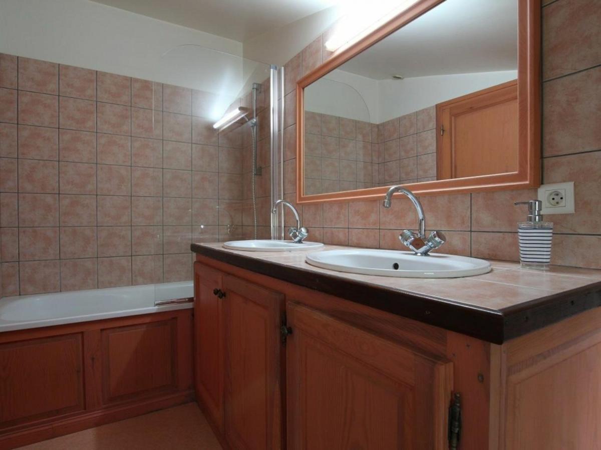 Maison De Caractere Avec Terrasse A 300M De L'Allier, Ideale Pour Peche, Detente Et Activites Familiales - Fr-1-582-208 Villeneuve-dʼAllier Exteriör bild